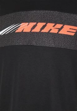 Nike Performance Herren T-SHIRTS DRY SUPERSET SS SC ENERGY - T-Shirt Print - Black/bright Crimson -Angebote Nike Store 6ca22c9358944671bc735010ba622964