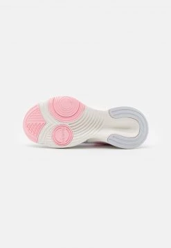 Nike Performance Damen SUPERREP GO - Trainingsschuh - Football Grey/bright Crimson 10 Nike Performance Damen SUPERREP GO - Trainingsschuh - Football Grey/bright Crimson -Angebote Nike Store 6cd2070c884a446f87b6c966f95dcb0c