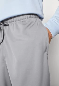 Nike Performance Herren LIBERO SHORT - Kurze Sporthose - Cool Grey/habanero Red/white -Angebote Nike Store 6e9556cb770745439776a7eed978e710