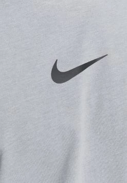 Nike Performance Herren BURNOUT - Sport T-shirt - Particle Grey/white/(black) -Angebote Nike Store 6f3da9e3ee3542f295da39eac77cf26f