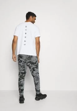 Nike Performance Herren Jogginghose - Black/grey Fog -Angebote Nike Store 6fd5482635a844c5901a736d3c28fa5b