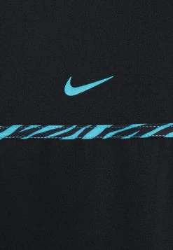 Nike Performance CLSH - Sport T-shirt - Black/chlorine Blue | Damen -Angebote Nike Store 70859646ff544465b7d6ce3e8bcc0a1b