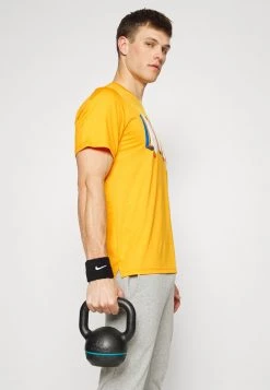 Nike Performance DRY TOP - Sport T-shirt - Magma Orange/university Gold | Herren -Angebote Nike Store 71e2d19281a940f18047b12e20ad5dc4