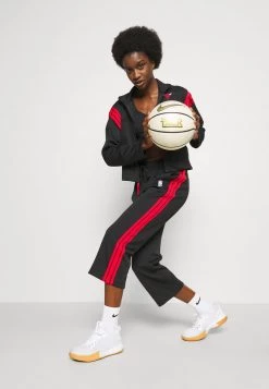 Nike Performance Damen NBA CHICAGO BULLS PANT - Vereinsmannschaften - Black/university Red/black 11 Nike Performance Damen NBA CHICAGO BULLS PANT - Vereinsmannschaften - Black/university Red/black -Angebote Nike Store 731b07380c2f4612be735f5d1884694a