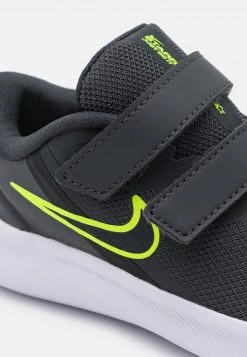 Nike Performance STAR RUNNER 3 UNISEX - Laufschuh Neutral - Dark Smoke Grey/black 11 Nike Performance STAR RUNNER 3 UNISEX - Laufschuh Neutral - Dark Smoke Grey/black -Angebote Nike Store 7620fd5d3a7647d48965c00487720dce