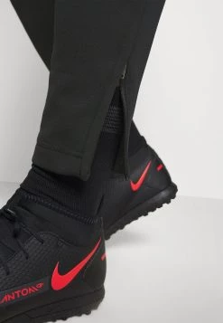 Nike Performance Herren DRY ACADEMY SUIT - Trainingsanzug - Black/siren Red -Angebote Nike Store 76315325ffaf4799b89e9be5b42808a9