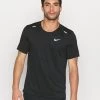 Nike Performance Herren RISE - Sport T-shirt - Black