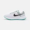Nike Performance REVOLUTION 6 - Laufschuh Neutral - Iris Whisper/medium Ash/dusty Sage/pink Prime/washed Teal/white | Damen