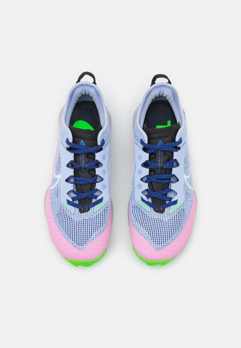 Nike Performance AIR ZOOM TERRA KIGER 8 - Laufschuh Trail - Light Marine/white/hyper Royal/black/pink Rise/green Strike | Damen 4 Nike Performance AIR ZOOM TERRA KIGER 8 - Laufschuh Trail - Light Marine/white/hyper Royal/black/pink Rise/green Strike | Damen – Bild 4
