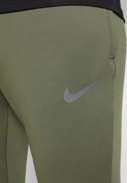 Nike Performance FC PANT - Jogginghose - Medium Olive/thunder Blue | Herren 10 Nike Performance FC PANT - Jogginghose - Medium Olive/thunder Blue | Herren -Angebote Nike Store 7f316e7363d543bebd7e715170e344a3