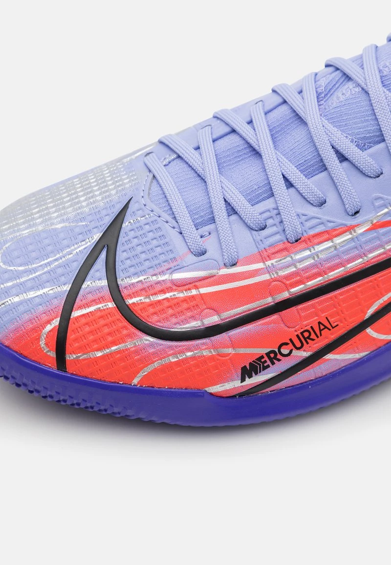 Nike Performance Herren MERCURIAL 8 ACADEMY KYLIAN MBAPPE IC - Fußballschuh Halle - Light Thistle/metallic Silver 6 Nike Performance Herren MERCURIAL 8 ACADEMY KYLIAN MBAPPE IC - Fußballschuh Halle - Light Thistle/metallic Silver – Bild 6