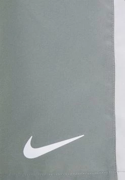 Nike Performance RUN SHORT - Kurze Sporthose - Smoke Grey | Herren 11 Nike Performance RUN SHORT - Kurze Sporthose - Smoke Grey | Herren -Angebote Nike Store 81150c90121a4ef1a3b60bd4b3c15eb1