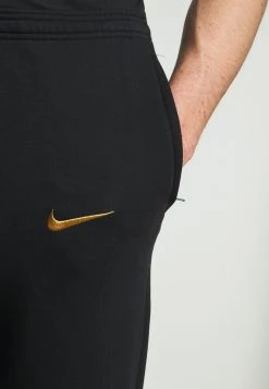 Nike Performance Herren INTER MAILAND PANT - Vereinsmannschaften - Black/truly Gold 11 Nike Performance Herren INTER MAILAND PANT - Vereinsmannschaften - Black/truly Gold -Angebote Nike Store 8433e1d537af4bfebf4b1b1eb191b505