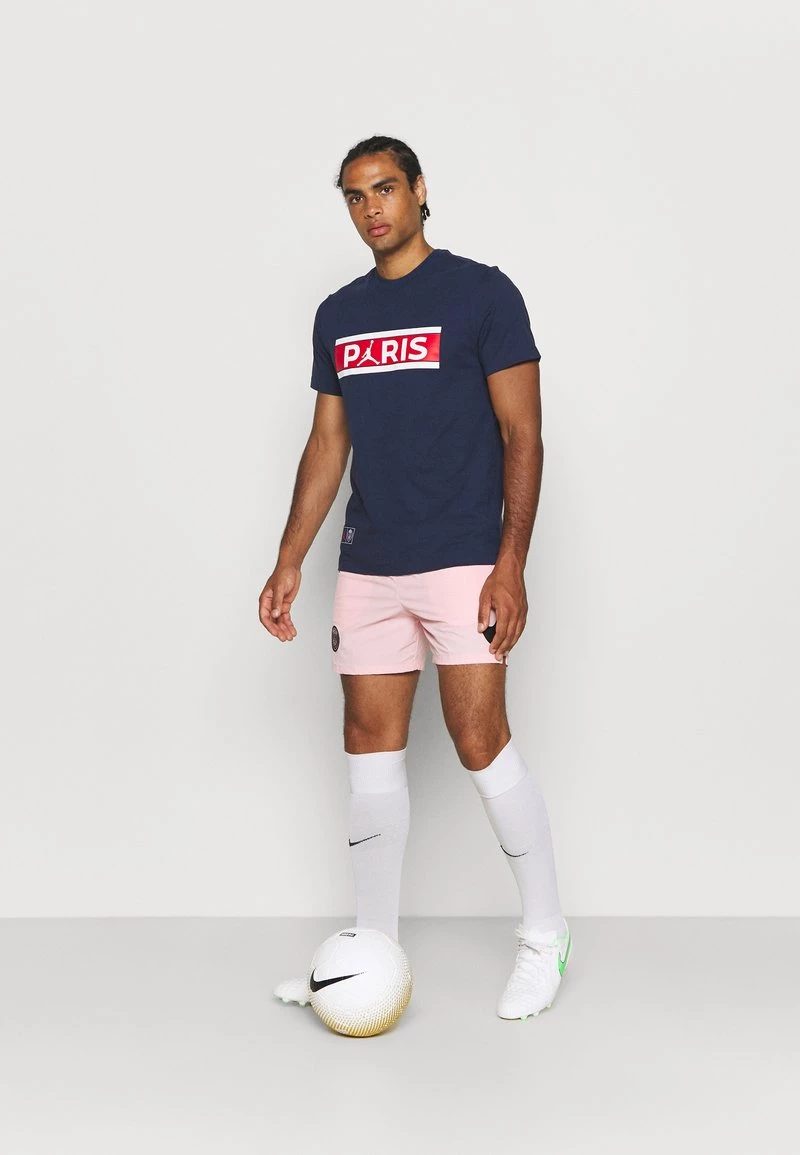 Nike Performance PARIS ST GERMAIN WORDMARK TEE - Vereinsmannschaften - Midnight Navy | Herren 2 Nike Performance PARIS ST GERMAIN WORDMARK TEE - Vereinsmannschaften - Midnight Navy | Herren – Bild 2