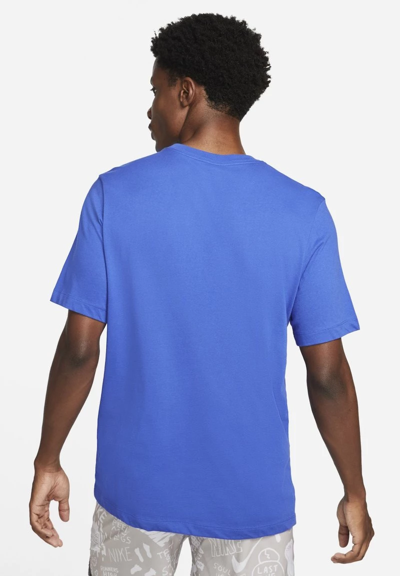 Nike Performance Herren DRY TEE MAGIC PLACE - T-Shirt Print - Game Royal 2 Nike Performance Herren DRY TEE MAGIC PLACE - T-Shirt Print - Game Royal – Bild 2