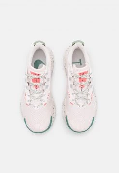 Nike Performance Damen PEGASUS TRAIL 3 - Laufschuh Trail - Light Soft Pink/aluminum/magic Ember/bicoastal-oil Green/phantom -Angebote Nike Store 86e611a755ff4756bff7149d4ce0771a