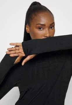 Nike Performance Damen HOODIE - Kapuzenpullover - Black 9 Nike Performance Damen HOODIE - Kapuzenpullover - Black -Angebote Nike Store 882e8efe536843e6a2c23494f2a0b702