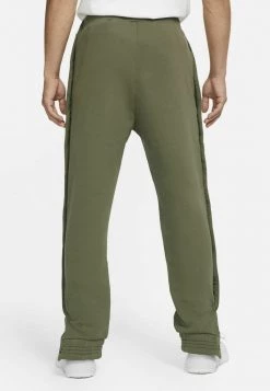 Nike Performance Herren FC PANT - Jogginghose - Medium Olive/clear 8 Nike Performance Herren FC PANT - Jogginghose - Medium Olive/clear -Angebote Nike Store 8a10e429ffae4dd7aec4671de7e3b82d