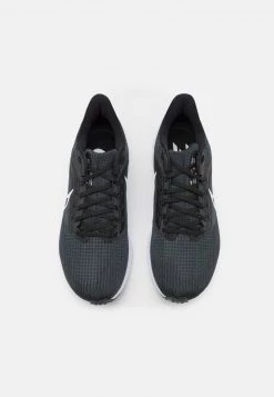 Nike Performance Herren AIR ZOOM PEGASUS 39 - Laufschuh Neutral - Black/white/dark Smoke Grey 9 Nike Performance Herren AIR ZOOM PEGASUS 39 - Laufschuh Neutral - Black/white/dark Smoke Grey -Angebote Nike Store 8a2a41eb847f4fee8856e1a3cd49f665