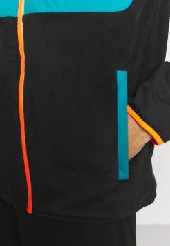 Nike Performance Herren CHELSEA LONDON - Trainingsjacke - Blustery/black/hyper Crimson -Angebote Nike Store 8a4fe908f8dc44958b33fc4de1d3742c