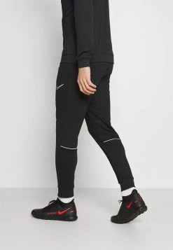 Nike Performance Herren ACADEMY SUIT - Trainingsanzug - Black/white -Angebote Nike Store 8ab56a0dbf474985bcf05df095bb9879