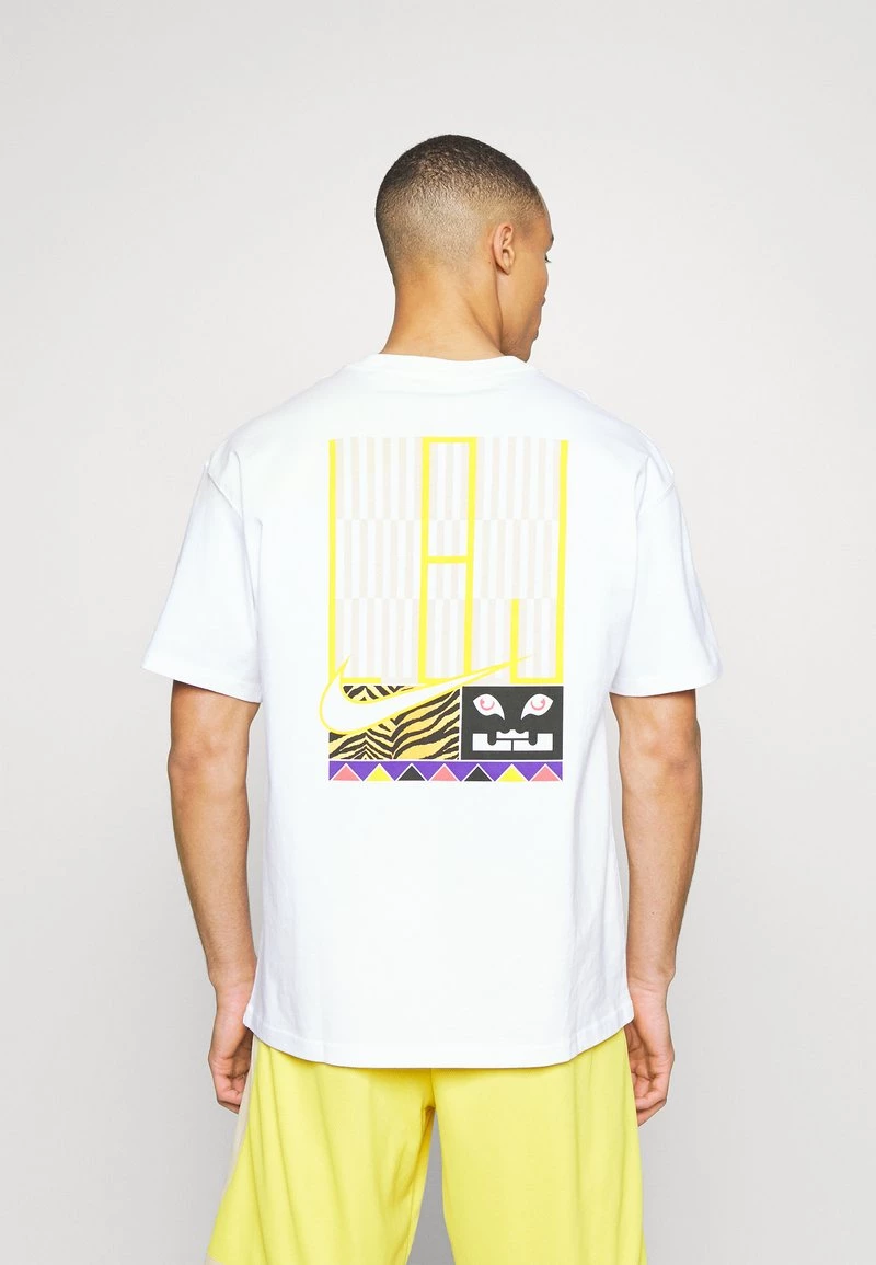 Nike Performance Herren LEBRON JAMES TEE LOGO - T-Shirt Print - White 1 Nike Performance Herren LEBRON JAMES TEE LOGO - T-Shirt Print - White