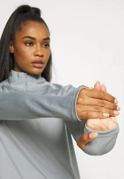 Nike Performance Damen RUN - Langarmshirt - Particle Grey/white 11 Nike Performance Damen RUN - Langarmshirt - Particle Grey/white -Angebote Nike Store 8bcdbeb858104cfd9e74e85821b49383