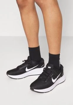 Nike Performance Herren Laufschuh Stabilität - Black/white 12 Nike Performance Herren Laufschuh Stabilität - Black/white -Angebote Nike Store 8d87e9a89e6041b2abd505d9a7df13d1