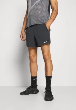 Nike Performance Herren STRIDE SHORT - Kurze Sporthose - Black