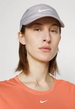 Nike Performance Damen ONE - Sport T-shirt - Madder Root/white -Angebote Nike Store 8e90b2d3640943bc8b604e49c62ab804