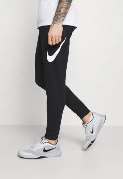 Nike Performance Herren Jogginghose - Black/white 11 Nike Performance Herren Jogginghose - Black/white -Angebote Nike Store 92e00db60f1945d59e8d04a869543504