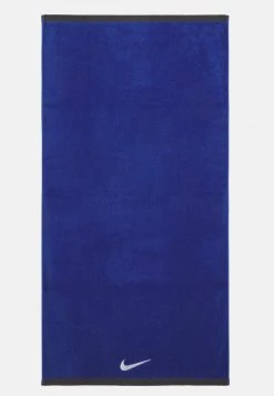 Nike Performance FUNDAMENTAL TOWEL UNISEX - Strandaccessoire - Varsity Royal/white