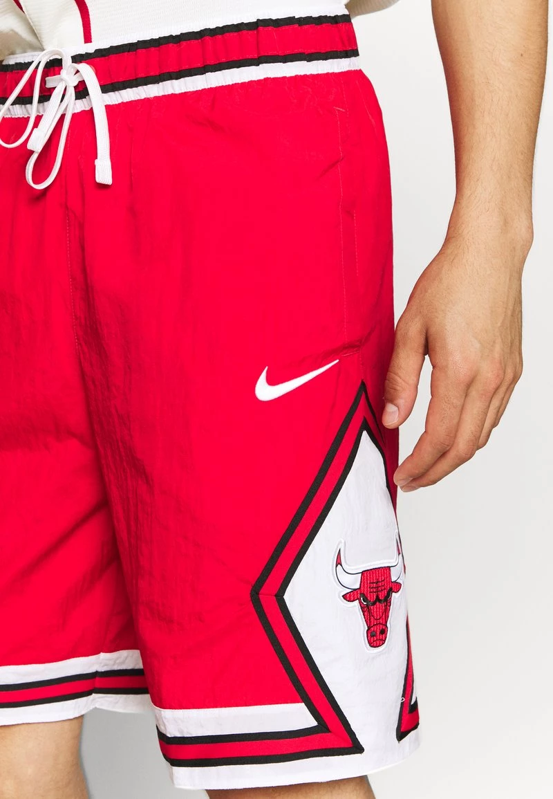 Nike Performance Herren NBA CHICAGO BULLS SHORT - Vereinsmannschaften - University Red/white/black 5 Nike Performance Herren NBA CHICAGO BULLS SHORT - Vereinsmannschaften - University Red/white/black – Bild 5