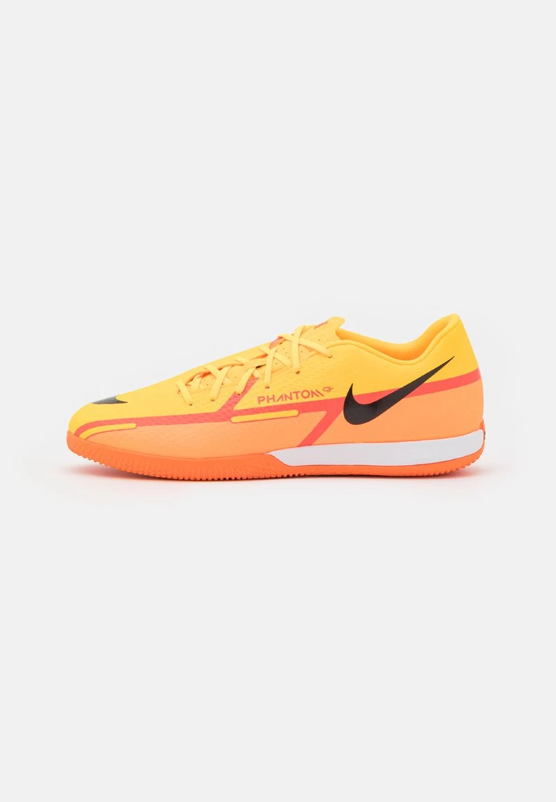 Nike Performance Unisex PHANTOM GT2 ACADEMY IC - Fußballschuh Halle - Laser Orange/black/total Orange 1 Nike Performance Unisex PHANTOM GT2 ACADEMY IC - Fußballschuh Halle - Laser Orange/black/total Orange