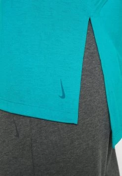 Nike Performance LAYER - T-Shirt Basic - Aquamarine/bright Spruce | Damen -Angebote Nike Store 93f8343f5fbc45508aed620784046ad7