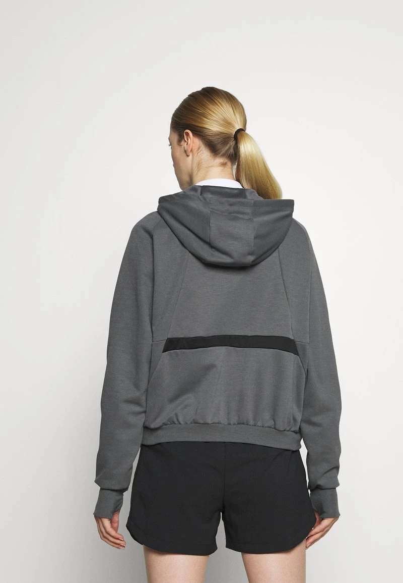 Nike Performance Damen PARIS ST GERMAIN TRAVEL HOODIE - Vereinsmannschaften - Dark Grey/black/siren Red 3 Nike Performance Damen PARIS ST GERMAIN TRAVEL HOODIE - Vereinsmannschaften - Dark Grey/black/siren Red – Bild 3