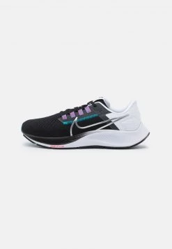 Nike Performance Herren AIR ZOOM PEGASUS 38 - Laufschuh Neutral - Black/metallic Silver/white/chlorine Blue/anthracite/flash Crimson