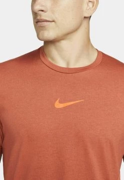 Nike Performance BURNOUT - Sport T-shirt - Burnt Sunrise Orange Frost Total Orange | Herren -Angebote Nike Store 969f5a5c4031425cb5e129ad86c9742b
