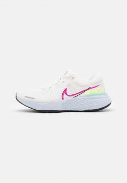 Nike Performance Herren ZOOMX INVINCIBLE RUN - Laufschuh Neutral - Phantom/black/football Grey/volt/pollen/pink Blast