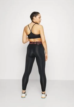 Nike Performance Damen Tights - Black/magic Ember 8 Nike Performance Damen Tights - Black/magic Ember -Angebote Nike Store 9776673b2ac442e78e586edc07021de0