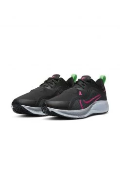 Nike Performance Herren AIR ZM PEGASUS SHIELD - Laufschuh Stabilität - Black/iron Grey/obsidian Mist/pink Blast -Angebote Nike Store 98f05515be364fadaf53b7d3a3f12ecc