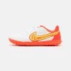 Nike Performance JR TIEMPO LEGEND 9 CLUB TF UNISEX - Fußballschuh Multinocken - White/volt/bright Crimson