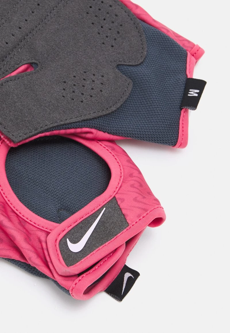 Nike Performance WOMENS GYM ULTIMATE FITNESS GLOVES - Kurzfingerhandschuh - Archaeo Pink/regal Pink/regal Pink | Damen 2 Nike Performance WOMENS GYM ULTIMATE FITNESS GLOVES - Kurzfingerhandschuh - Archaeo Pink/regal Pink/regal Pink | Damen – Bild 2