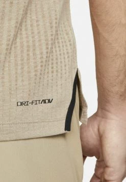 Nike Performance Herren DFADV - T-Shirt Print - Khaki/total Orange -Angebote Nike Store 9b9b100133d04c96a32db0a08b9d946b