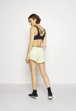 Nike Performance Damen TEMPO SHORT - Kurze Sporthose - Lime Ice/black 8 Nike Performance Damen TEMPO SHORT - Kurze Sporthose - Lime Ice/black -Angebote Nike Store 9caecce24e5347b09ce2483bc75907e5