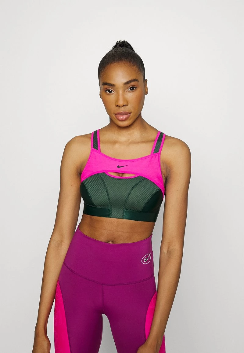 Nike Performance ALPHA BRA - Sport-BH Mit Starker Stützkraft - Pro Green/active Pink | Damen 1 Nike Performance ALPHA BRA - Sport-BH Mit Starker Stützkraft - Pro Green/active Pink | Damen