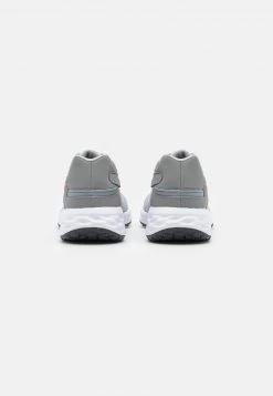 Nike Performance REVOLUTION 6 FLYEASE - Laufschuh Neutral - Light Smoke Grey/siren Red/particle Grey/dark Smoke Grey | Herren -Angebote Nike Store 9dbd15dd575c4a549fd4848f5a38ba14