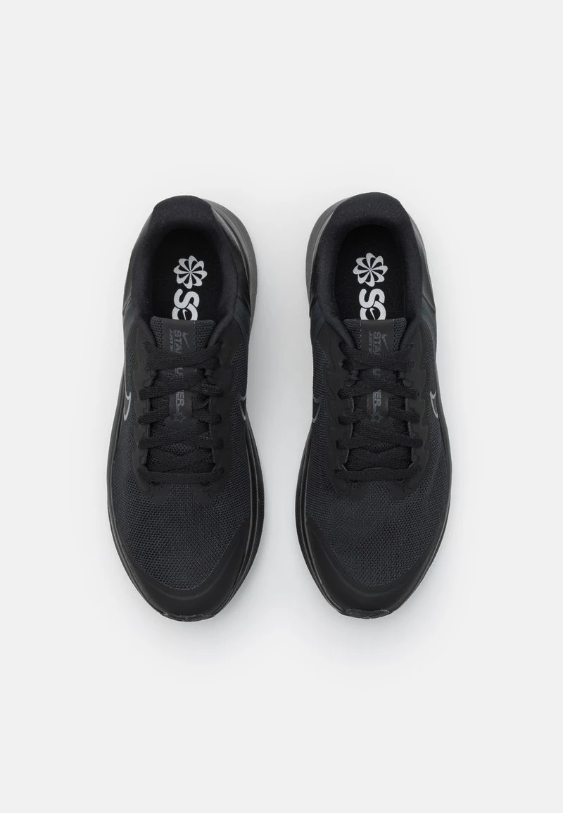 Nike Performance STAR RUNNER 3 UNISEX - Laufschuh Neutral - Black/dark Smoke Grey 4 Nike Performance STAR RUNNER 3 UNISEX - Laufschuh Neutral - Black/dark Smoke Grey – Bild 4