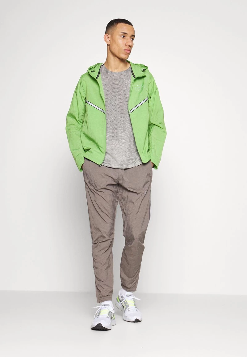 Nike Performance Herren TRANSIT - Laufjacke - Chlorophyll/silver 7 Nike Performance Herren TRANSIT - Laufjacke - Chlorophyll/silver – Bild 7