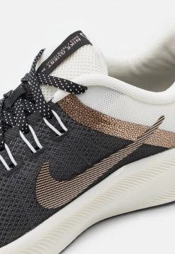 Nike Performance Damen QUEST 4 PRM - Laufschuh Neutral - Black/metallic Coppercoin/sail -Angebote Nike Store 9dfabe40e7ef4deeb67f7fef5a5b183d